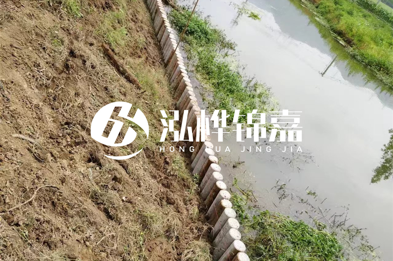 仿木樁施工前注意事項-水泥樁打樁機是怎么打樁的?